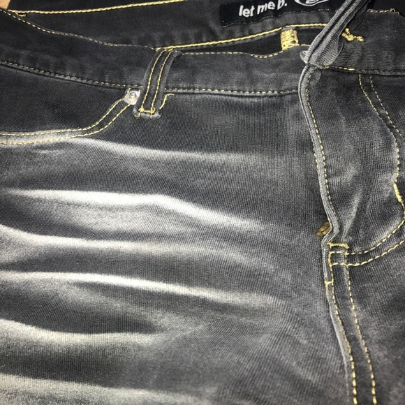 ⚫️Woman's Black Size 3 Jeggings⚫️ - Picture 3 of 6